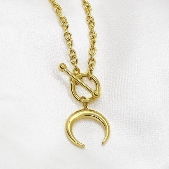 Moon Toggle Chain - Picture 1 of 4